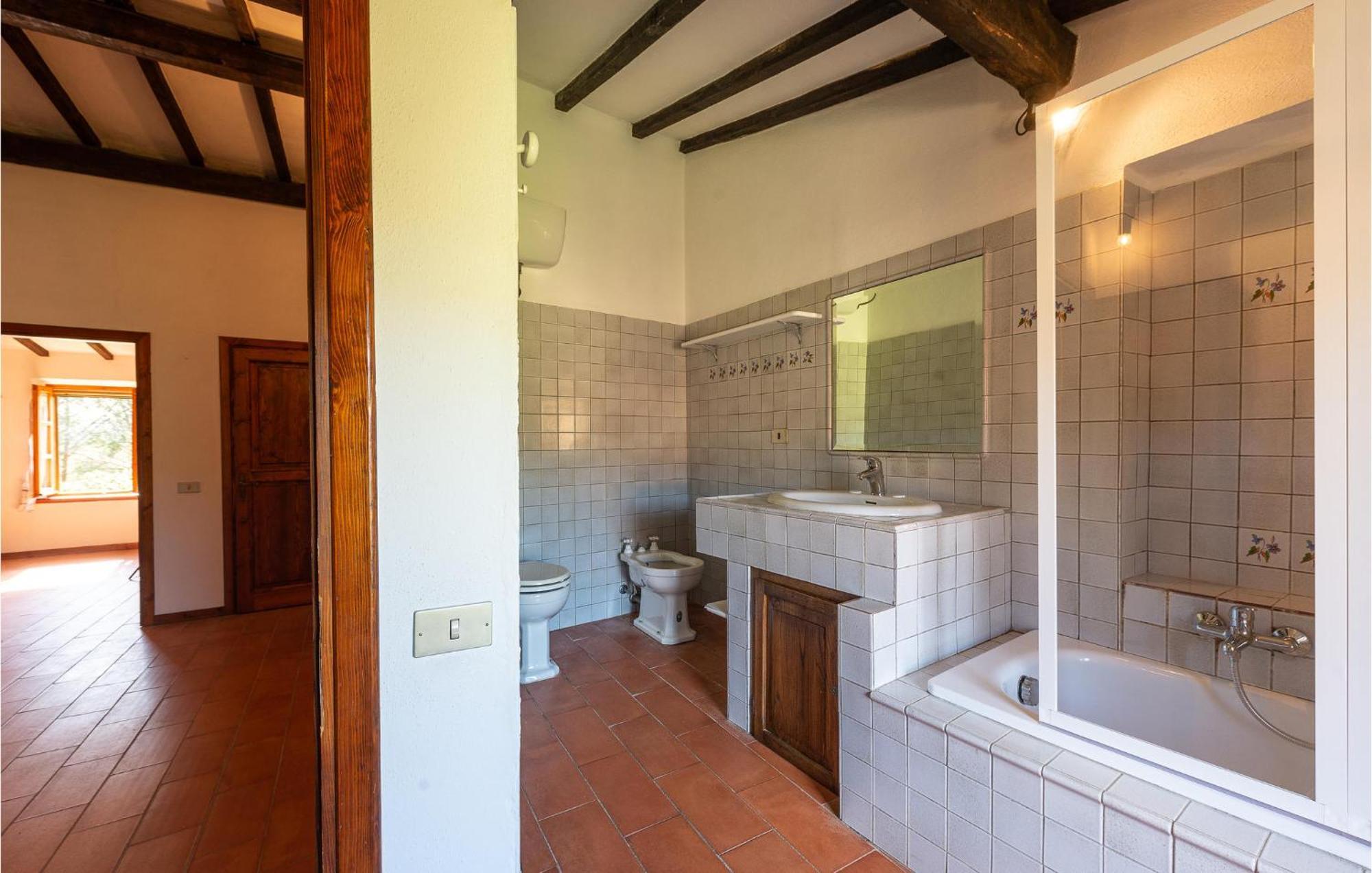 Cozy Home In Massa Marittima Gr With Kitchen Exterior photo