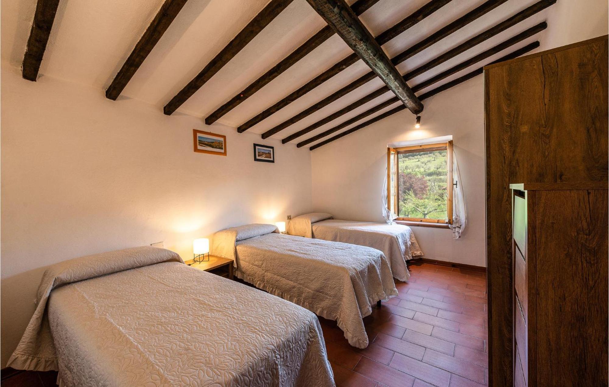 Cozy Home In Massa Marittima Gr With Kitchen Exterior photo