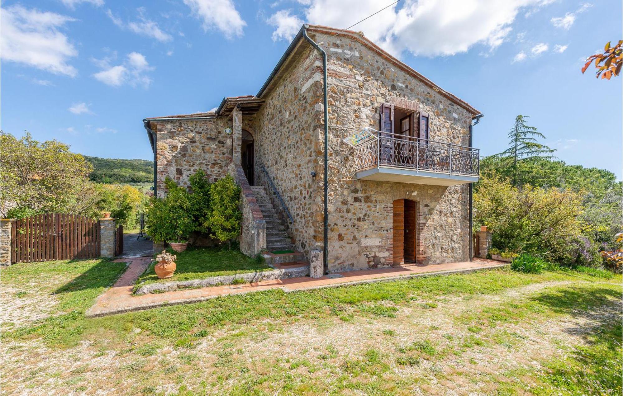 Cozy Home In Massa Marittima Gr With Kitchen Exterior photo