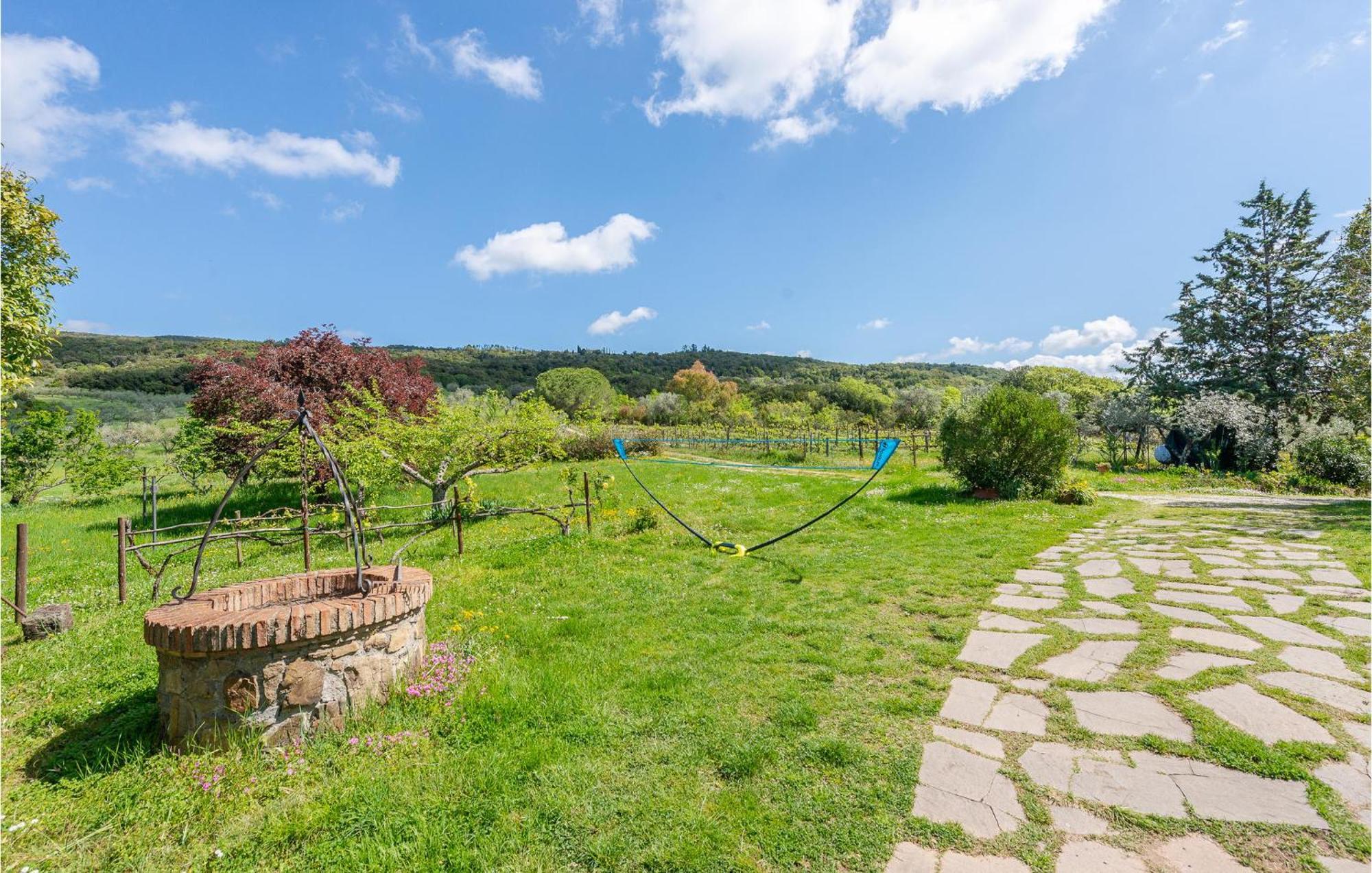 Cozy Home In Massa Marittima Gr With Kitchen Exterior photo