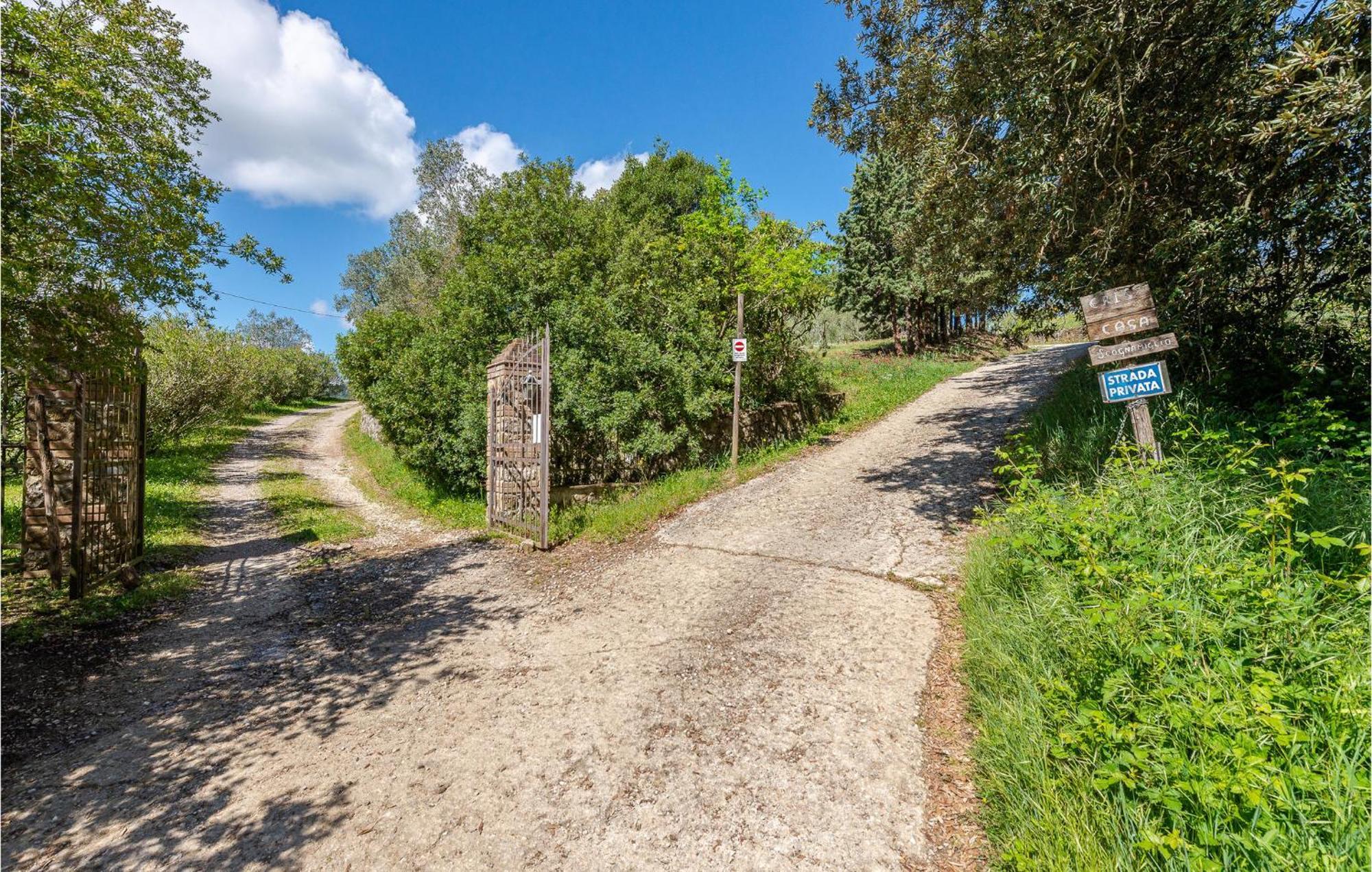 Cozy Home In Massa Marittima Gr With Kitchen Exterior photo